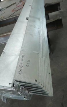 Acero de ángulo galvanizado ideal para proyectos de construcción con excelente durabilidad y resistencia a la roya