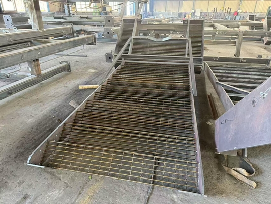 Escalera de acero resistente a la corrosión flexible, resistente al deslizamiento y resistente a la corrosión