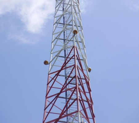 5G Comunicación Torre de comunicación de acero de ángulo triangular galvanizado caliente adecuado para red móvil y transmisión de transmisión